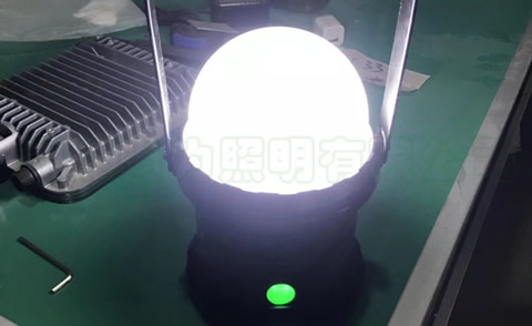 �О�SW2440LED�p���bж�������Č���D